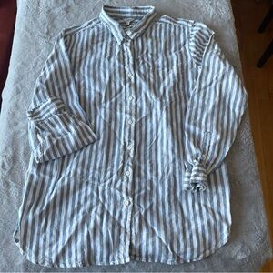 LL Bean 100% linenBlue and White Striped Shirt women’s XL